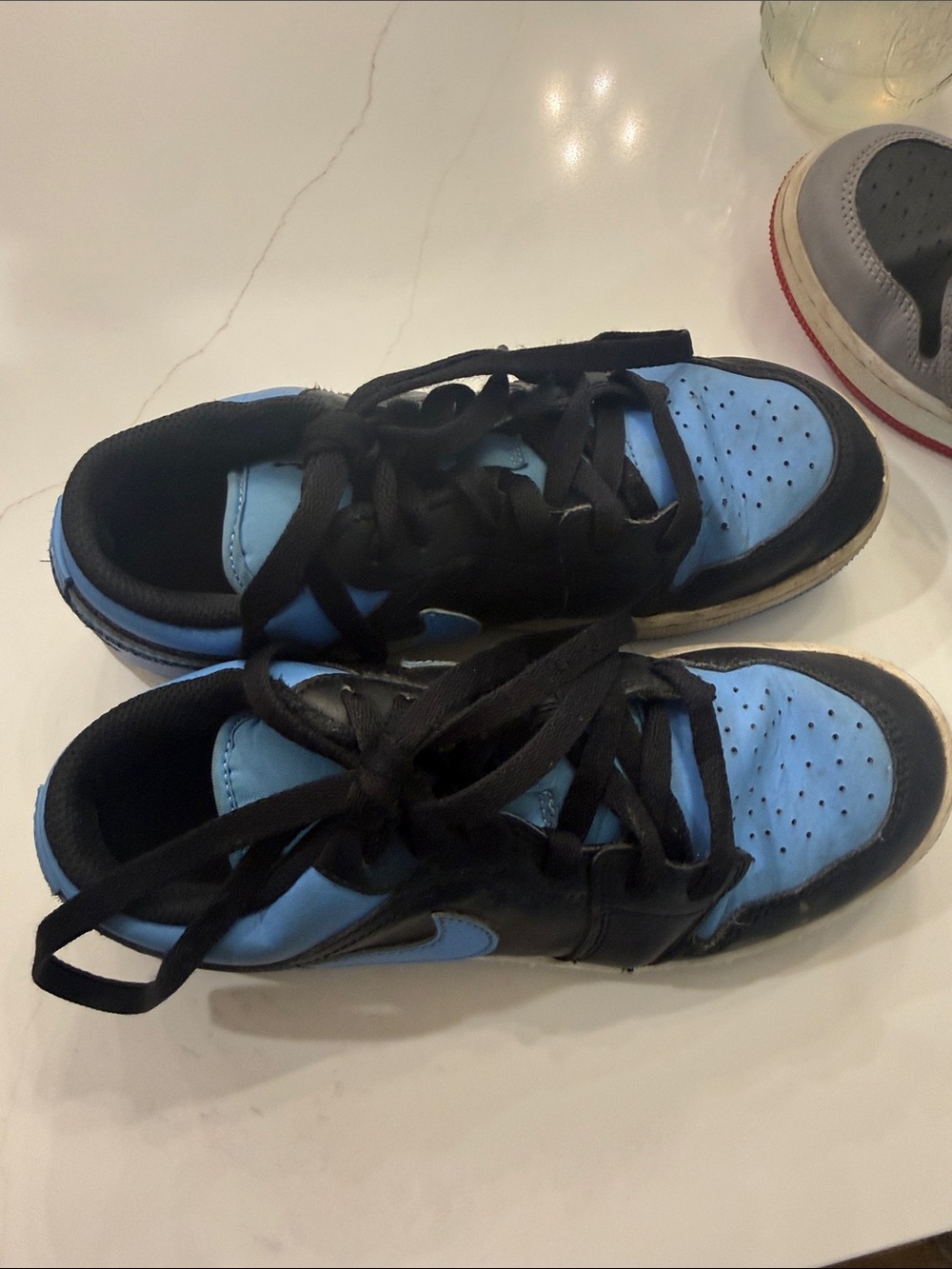 Nike Kids Low-Top Sneakers in Baby Blue and Black